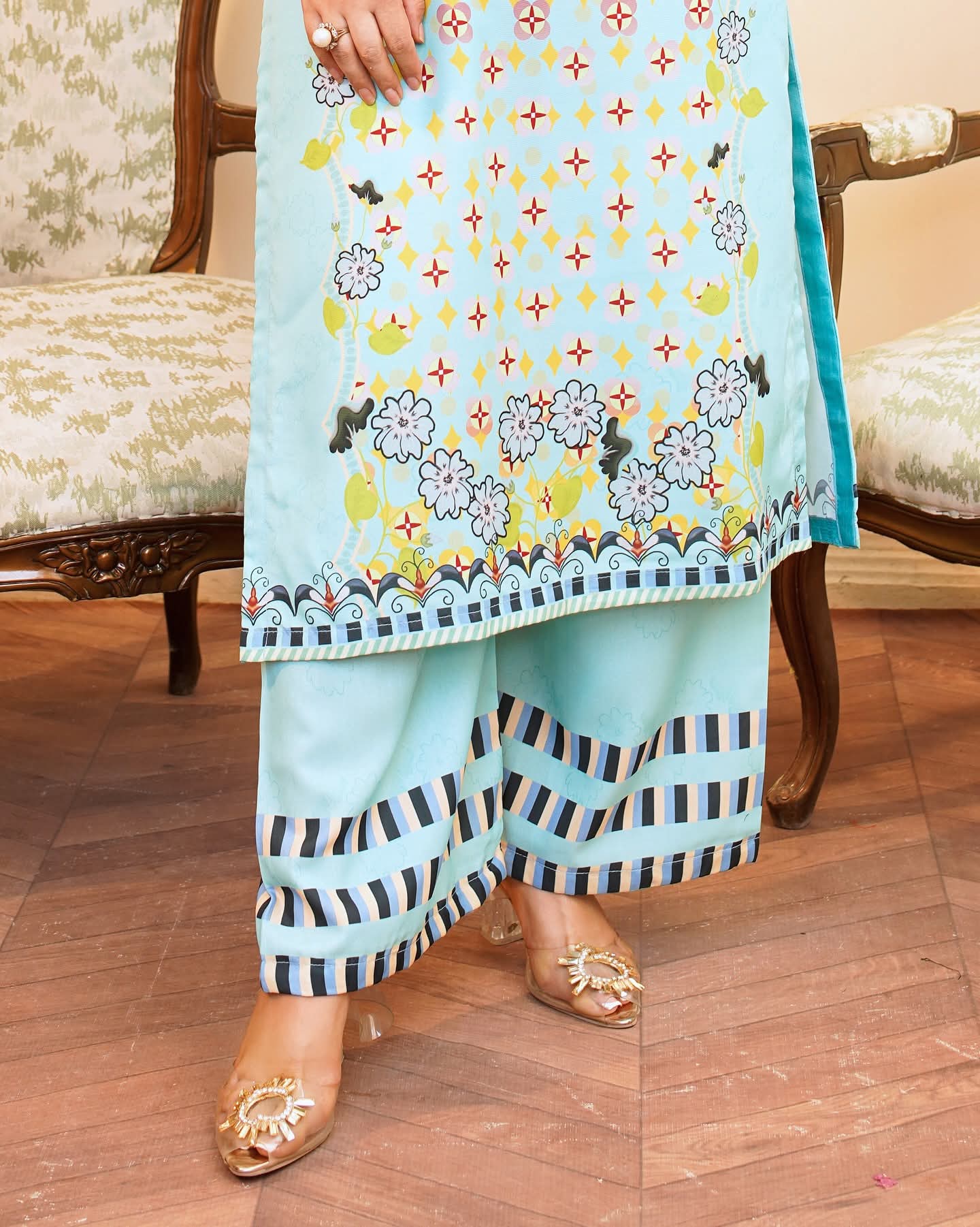 Shiza (Digital 2 Pcs) Cord Set Just 2399